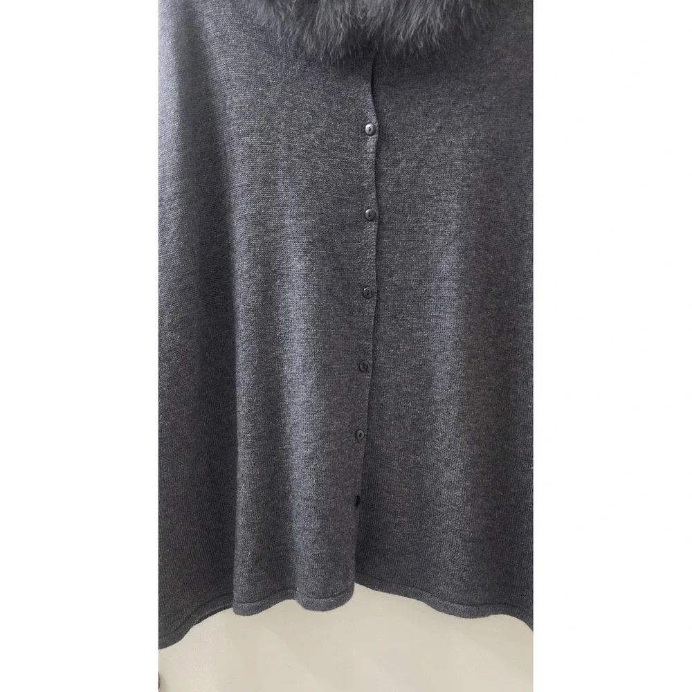 Belle Fare Charcoal Gray Wool Blend Knit Poncho Genuine Fox Fur‎